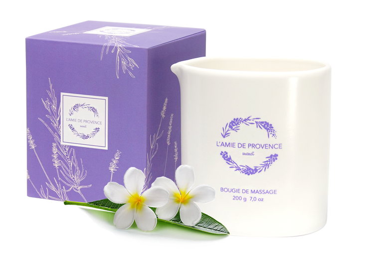 L’Amie de Provence naturalna świeca do masażu o egzotycznym zapachu kwiatu monoi.